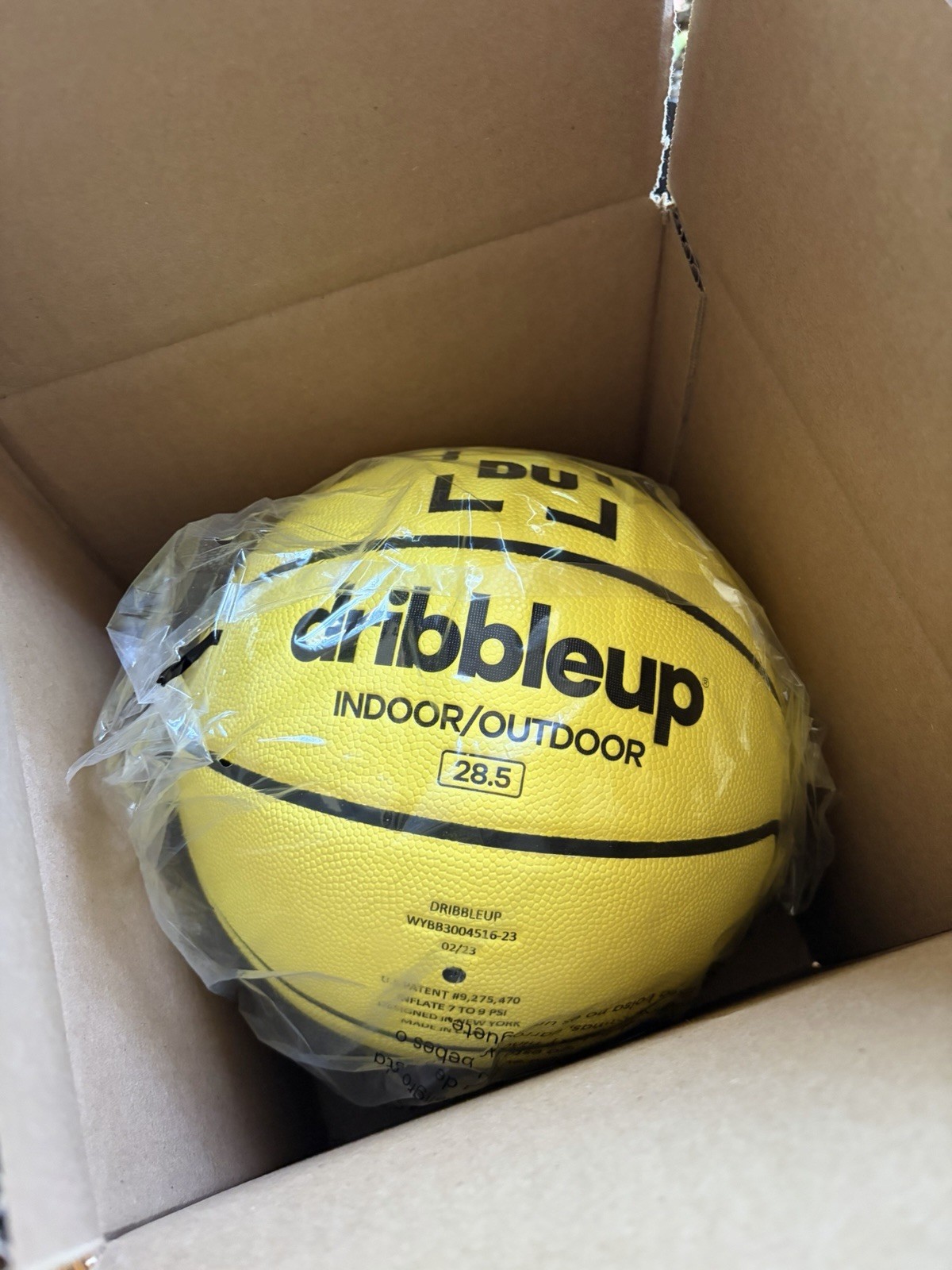 Dribble Up Smart Basketball 28.5 Indoor Outdoor Yellow Sports Athletics With BOX