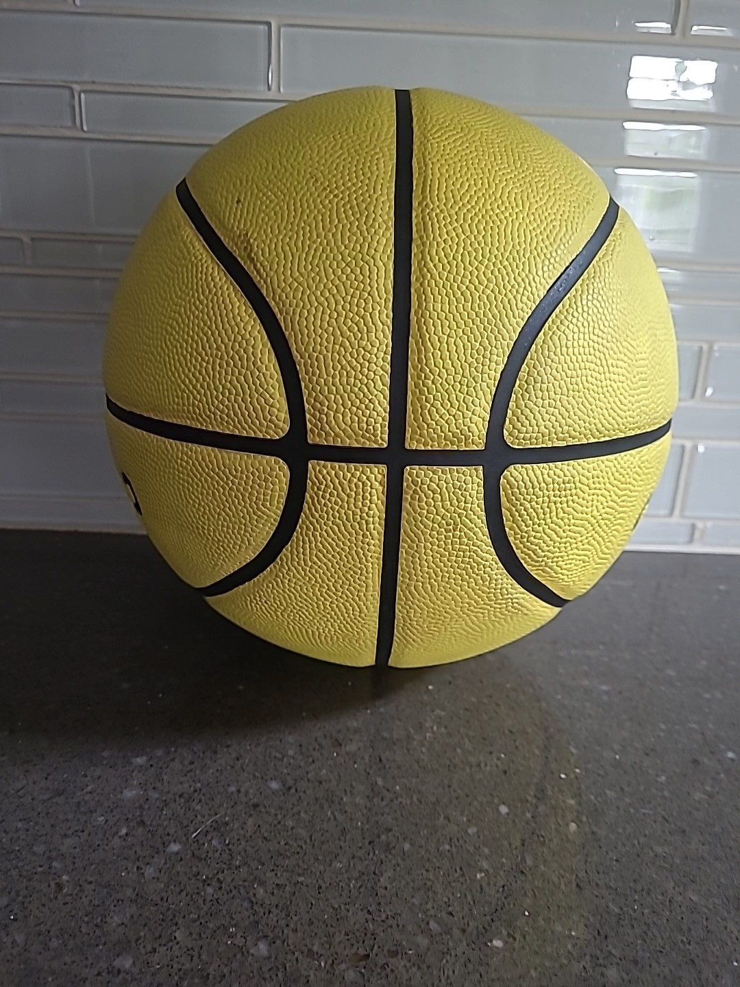 Dribble Up ‘DU’ Smart Basketball 28.5″ For Indoor Or Outdoor