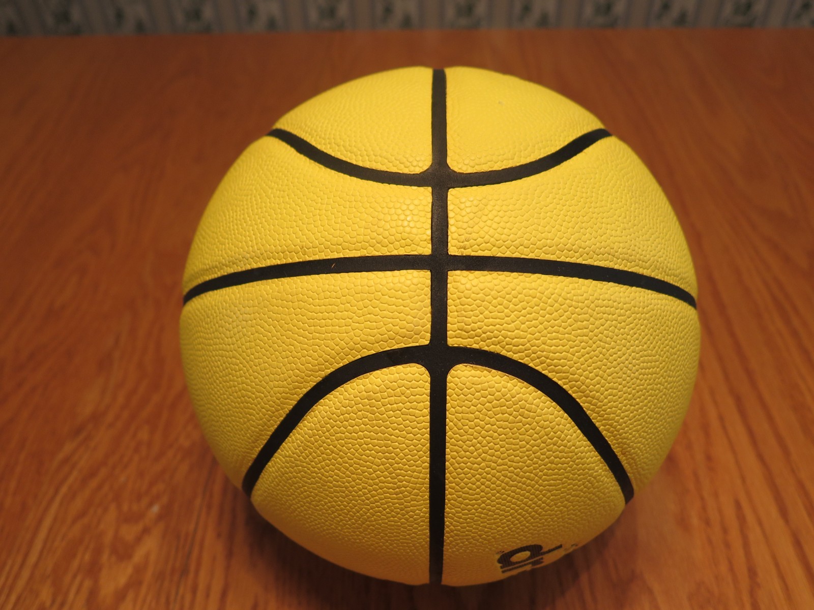 DRIBBLE UP Dribbleup SMART BASKETBALL 28.5 Junior Size Indoor/Outdoor DU ~ Nice!