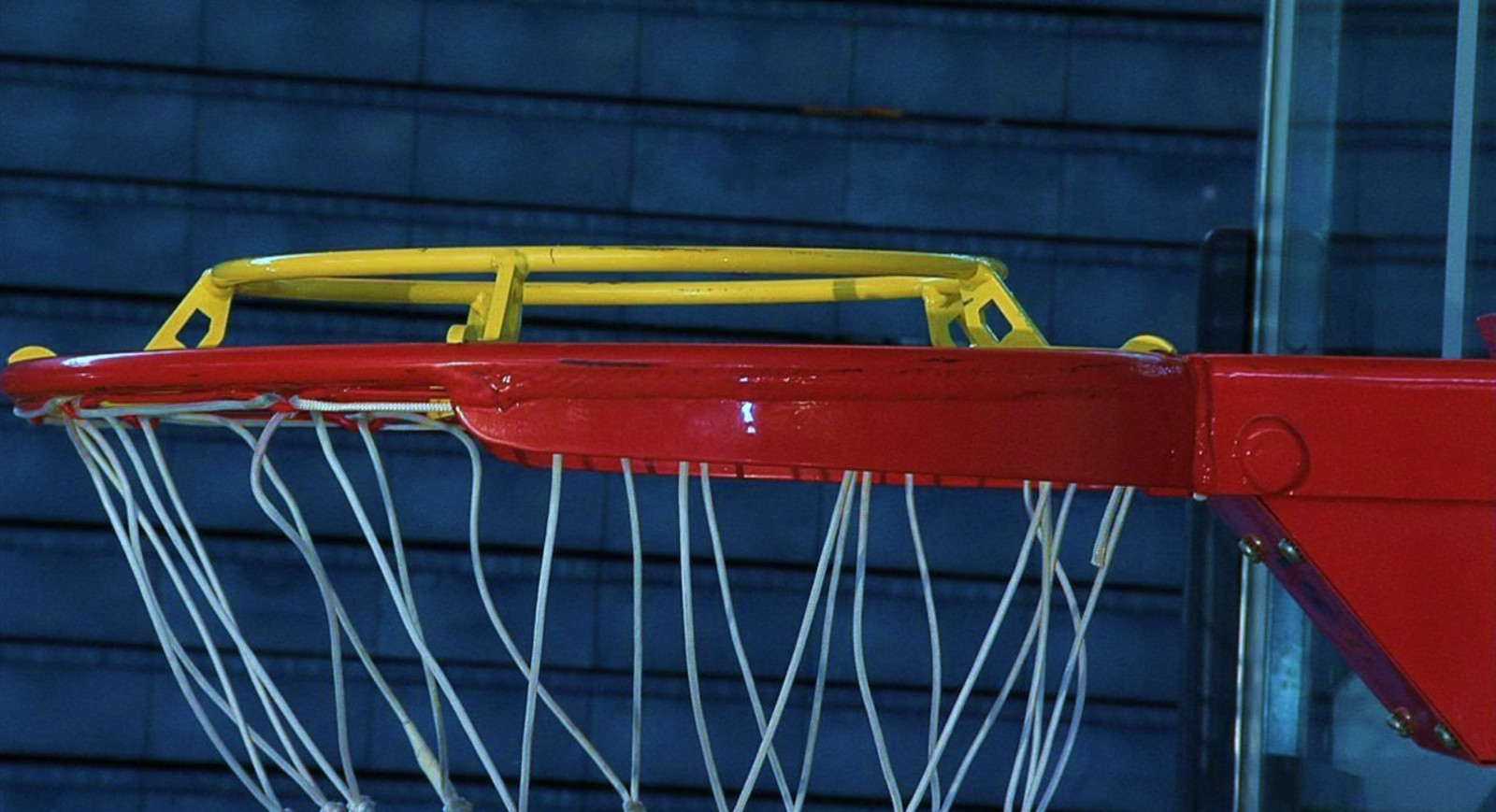 Basketball Practice & Accuracy Shooting Rim – Tightly Secured To Main Rim