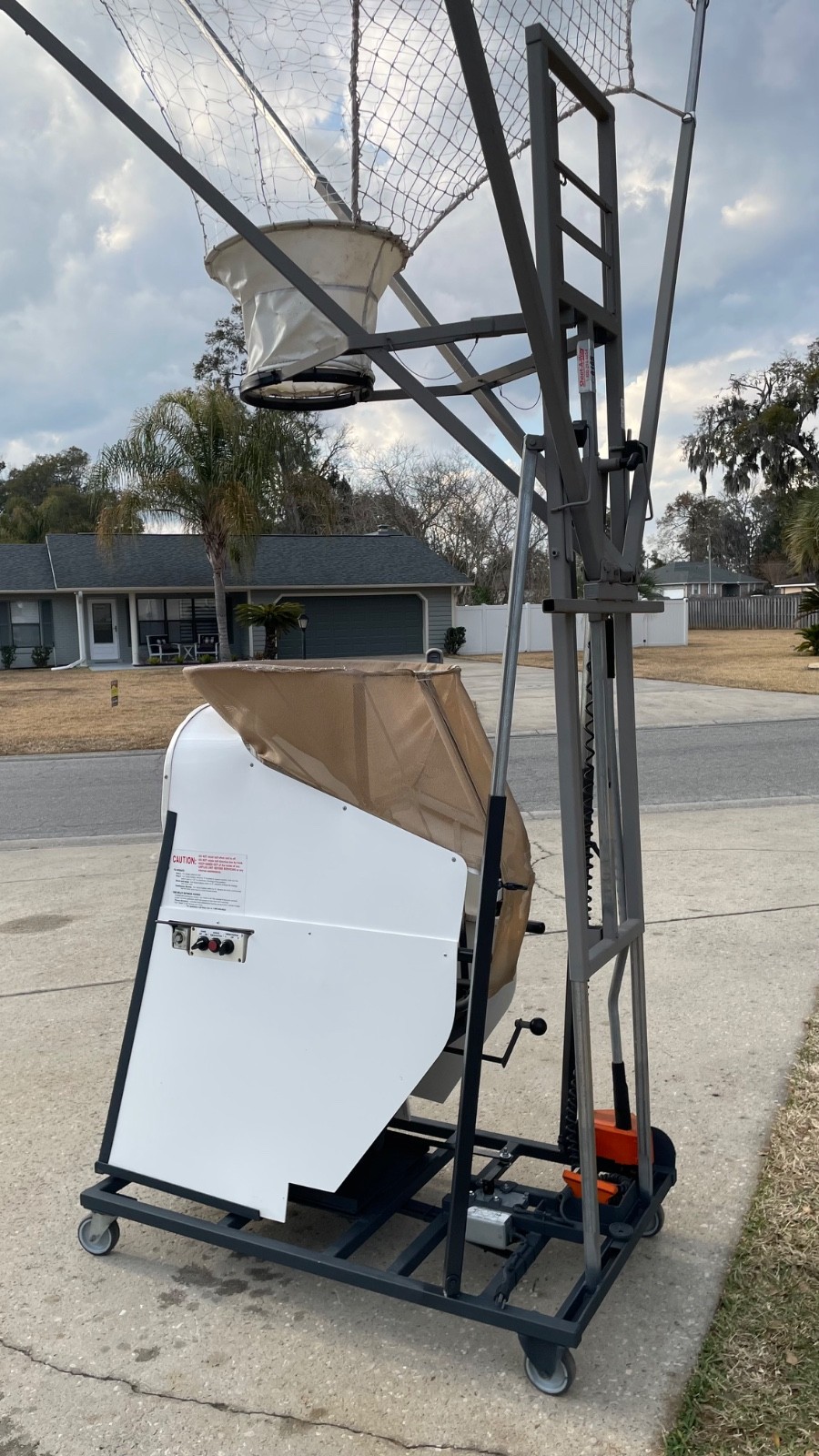 Basketball Rebounding Machine – Shoot-a-Way The Gun 6000 Dr. Dish shooting