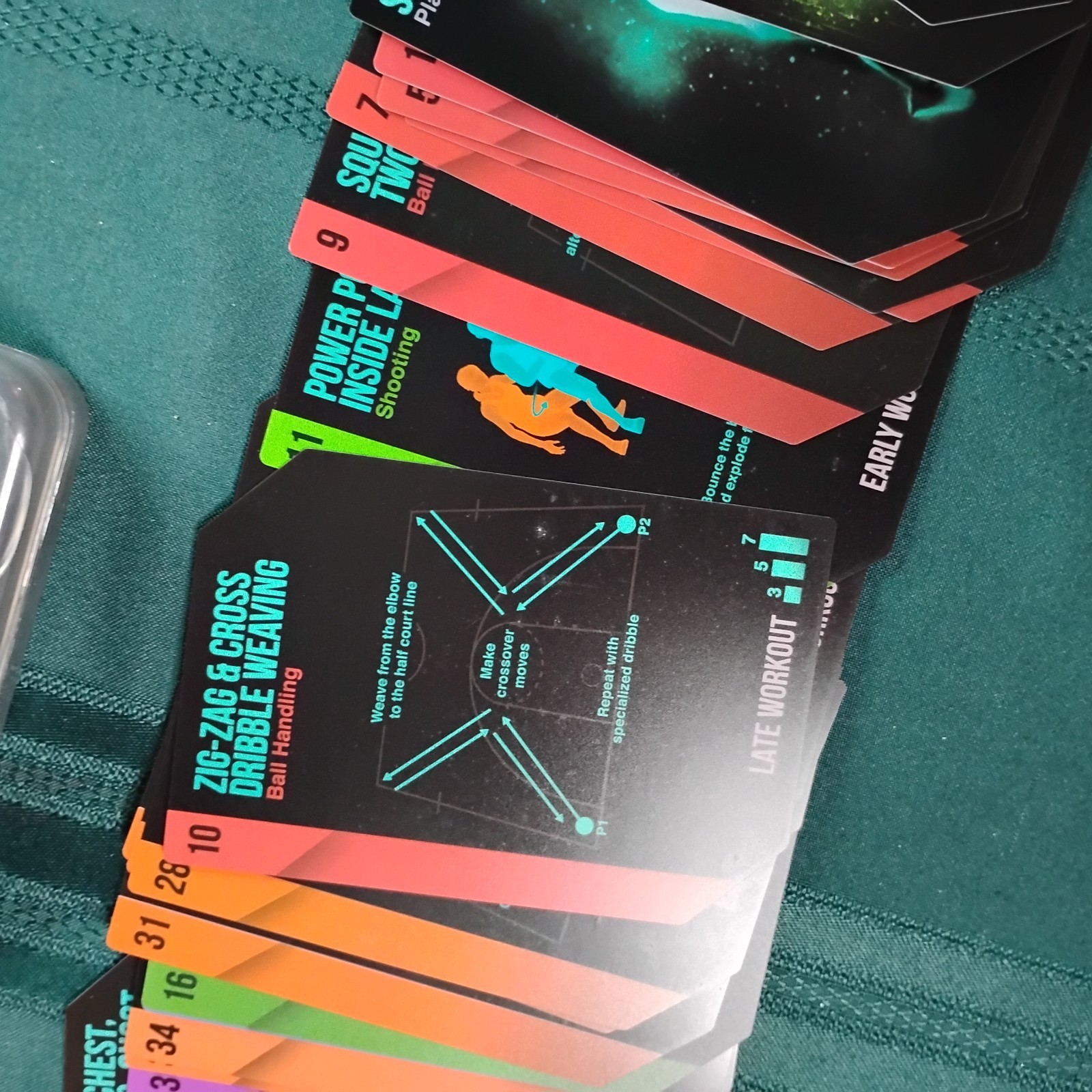 Hot Shots Basketball Drill Cards Deck for Training Skill Development – R