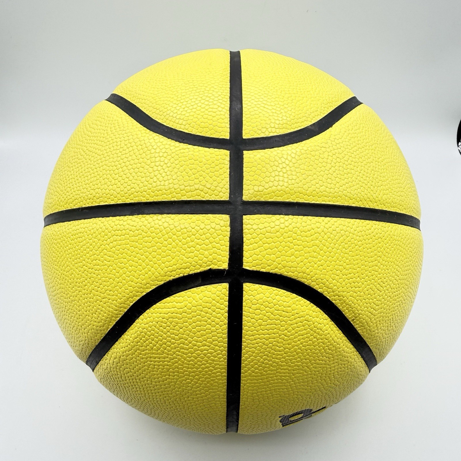 DRIBBLE UP Dribbleup SMART BASKETBALL 29.5 Official Size Indoor Outdoor