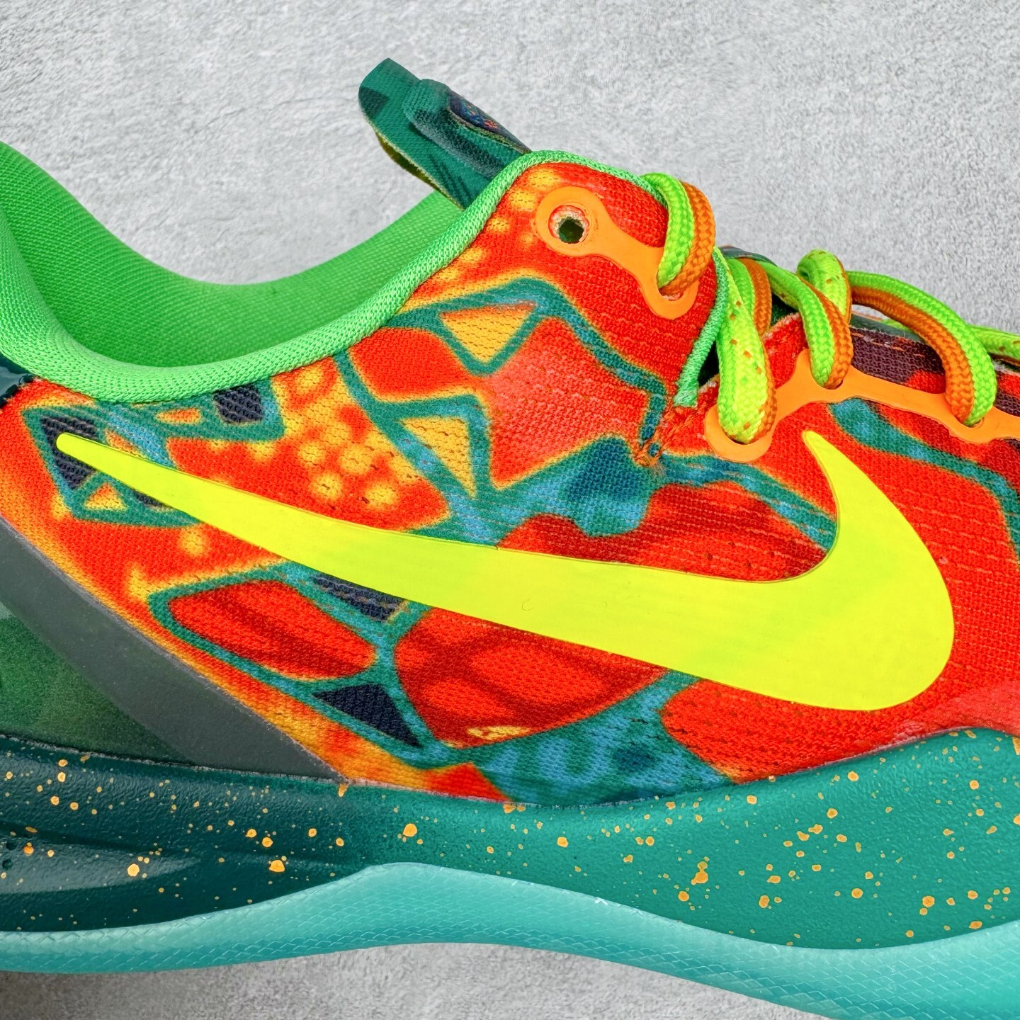 New NK ZOOM Kobe Ⅷ System What The Kobe HM9621-900 Mens Athletic Shoes Authentic