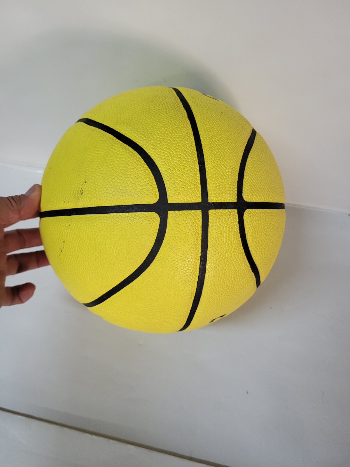Dribble Up ‘DU’ Smart Basketball 28.5″ For Indoor Or Outdoor