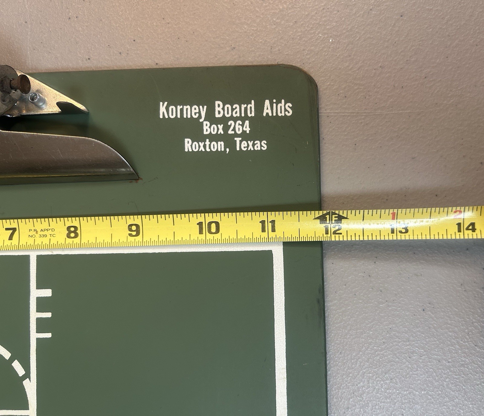Vintage Retro 18”x12” Korney Board Aids Basketball Chalk Clipboard Play Board