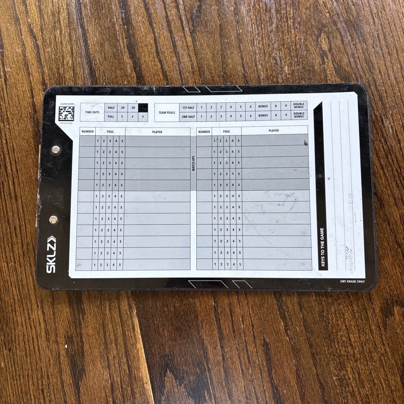 SKLZ Basketball Magna Coach Board – Black/Yellow Magnetic Coaching Board