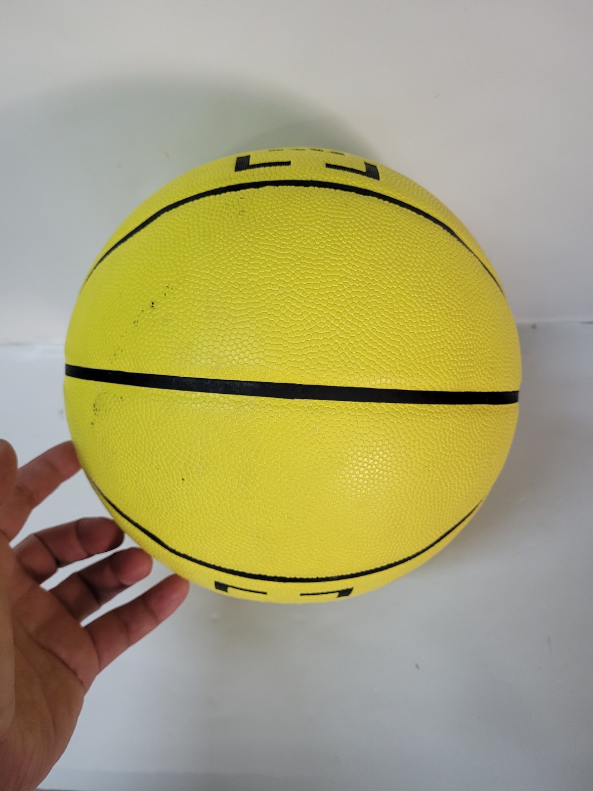 Dribble Up ‘DU’ Smart Basketball 28.5″ For Indoor Or Outdoor