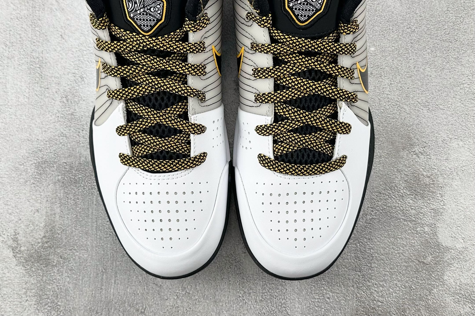 New NK Zoom Kobe 4 Protro “Del Sol” AV6339-101 Mens Athletic Shoes Authentic