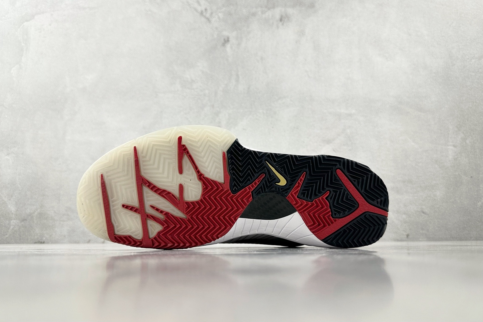 New NK Zoom Kobe 4 Protro “Gold Medal” FQ3544-100 Mens Athletic Shoes Authentic