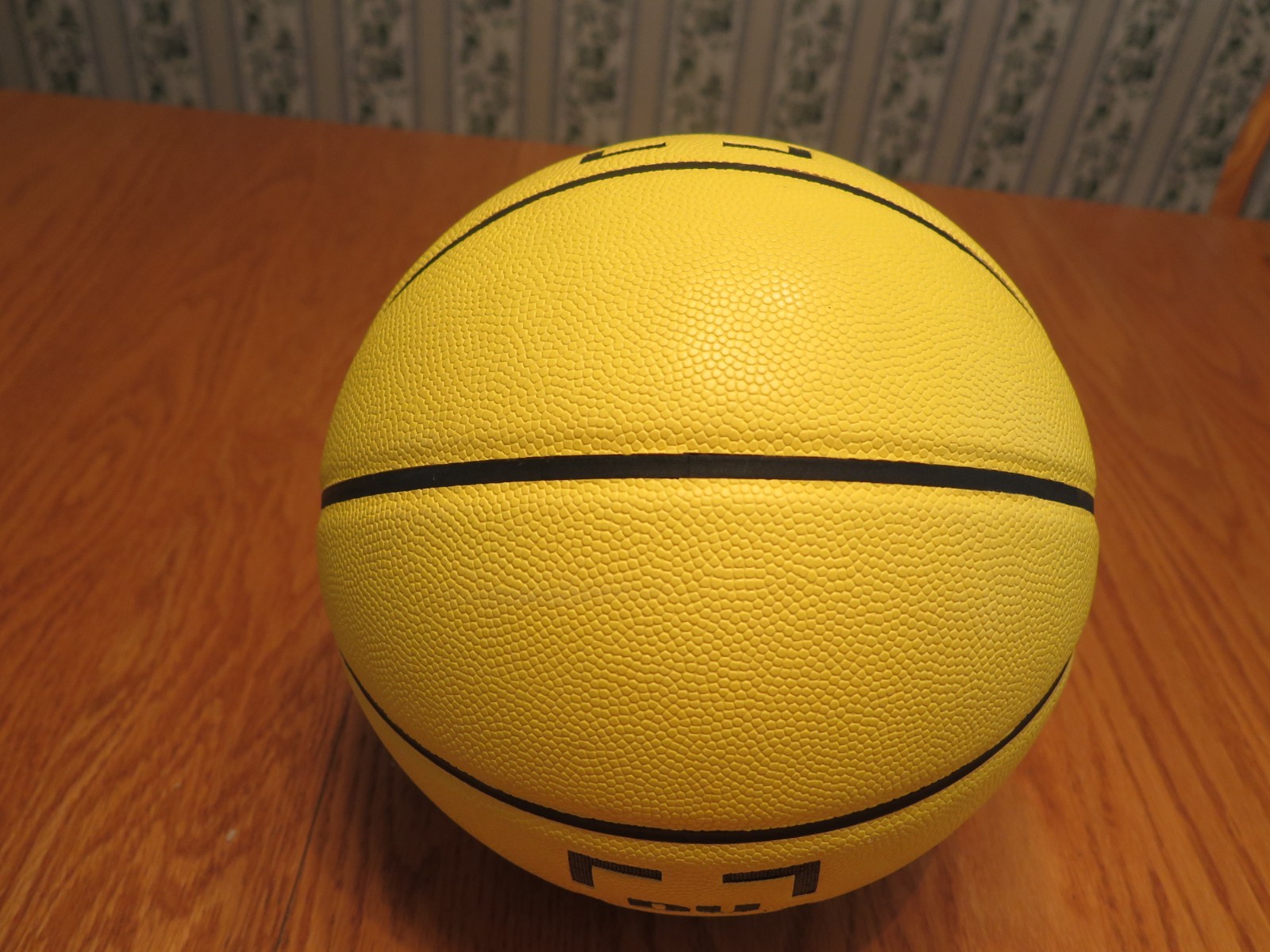 DRIBBLE UP Dribbleup SMART BASKETBALL 28.5 Junior Size Indoor/Outdoor DU ~ Nice!