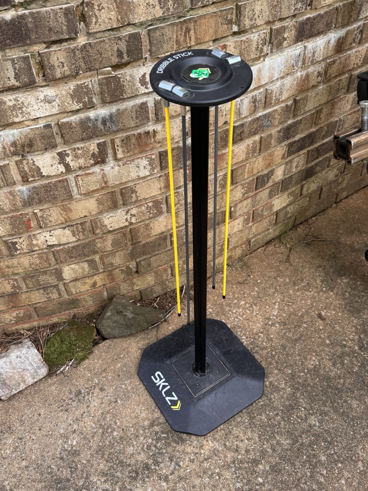 SKLZ Dribble Stick Basketball Trainer – Black