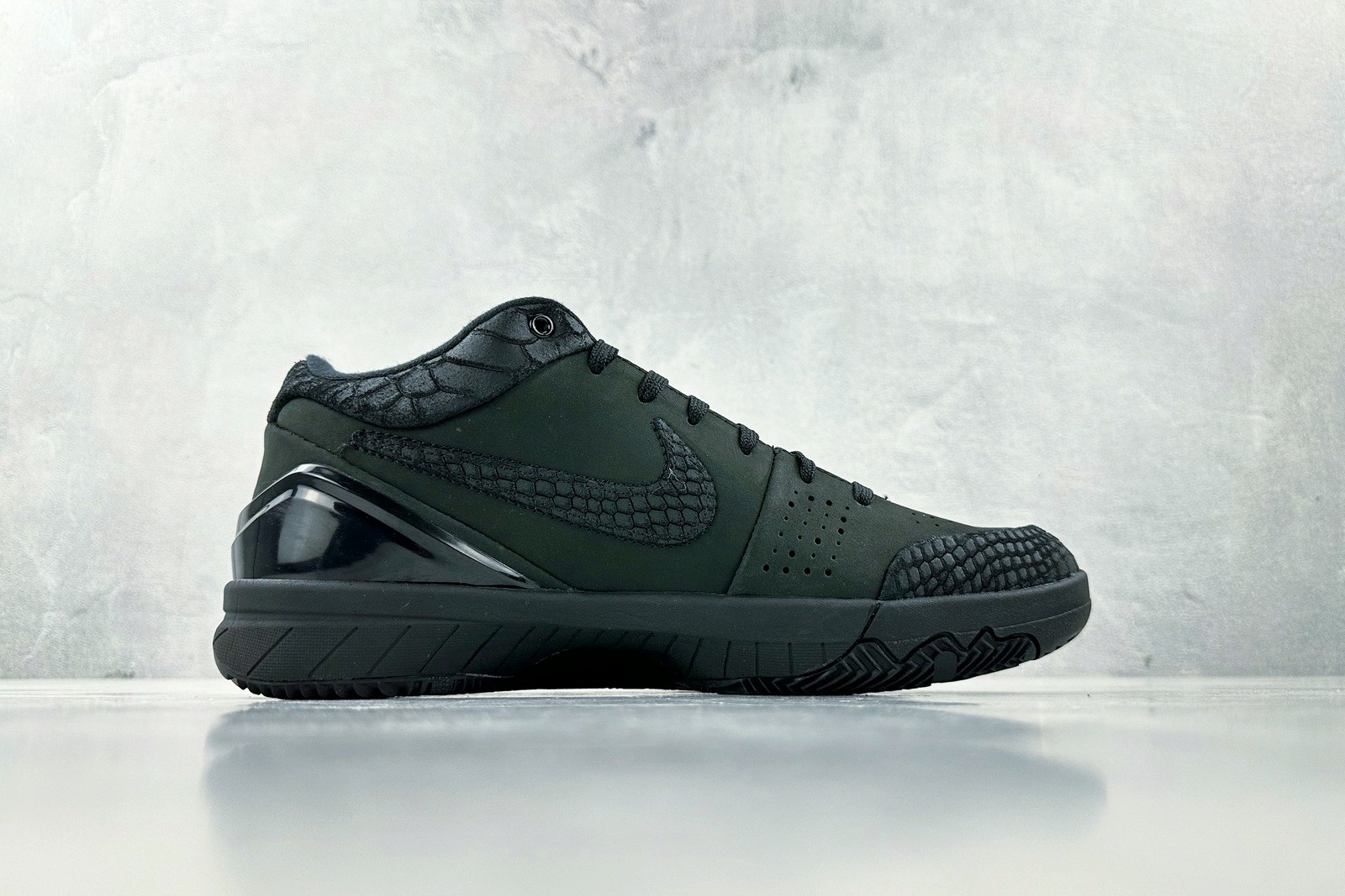 New NK Zoom Kobe 4 Protro “Black Mamba” FQ3544-001 Mens Athletic Shoes Authentic