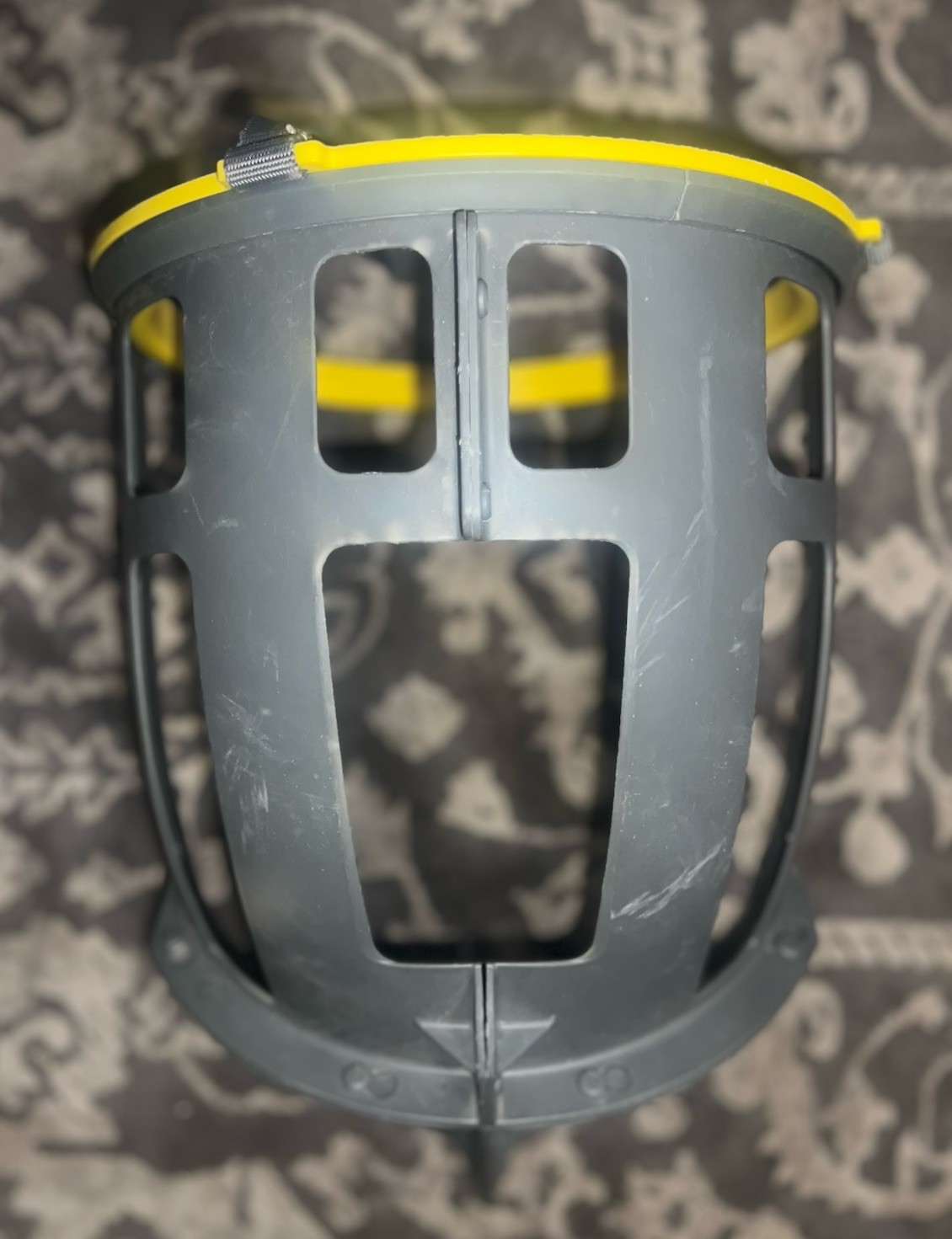 Sklz Basketball Kick Out 360 Degree Ball Return System Rim Attachable