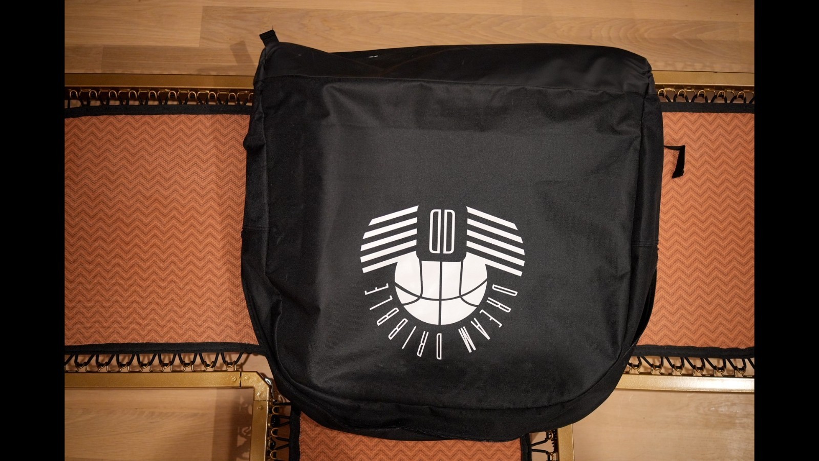 Dream Dribble – Indoor Basketball Dribbling Trainer [Limited Gold Edition]