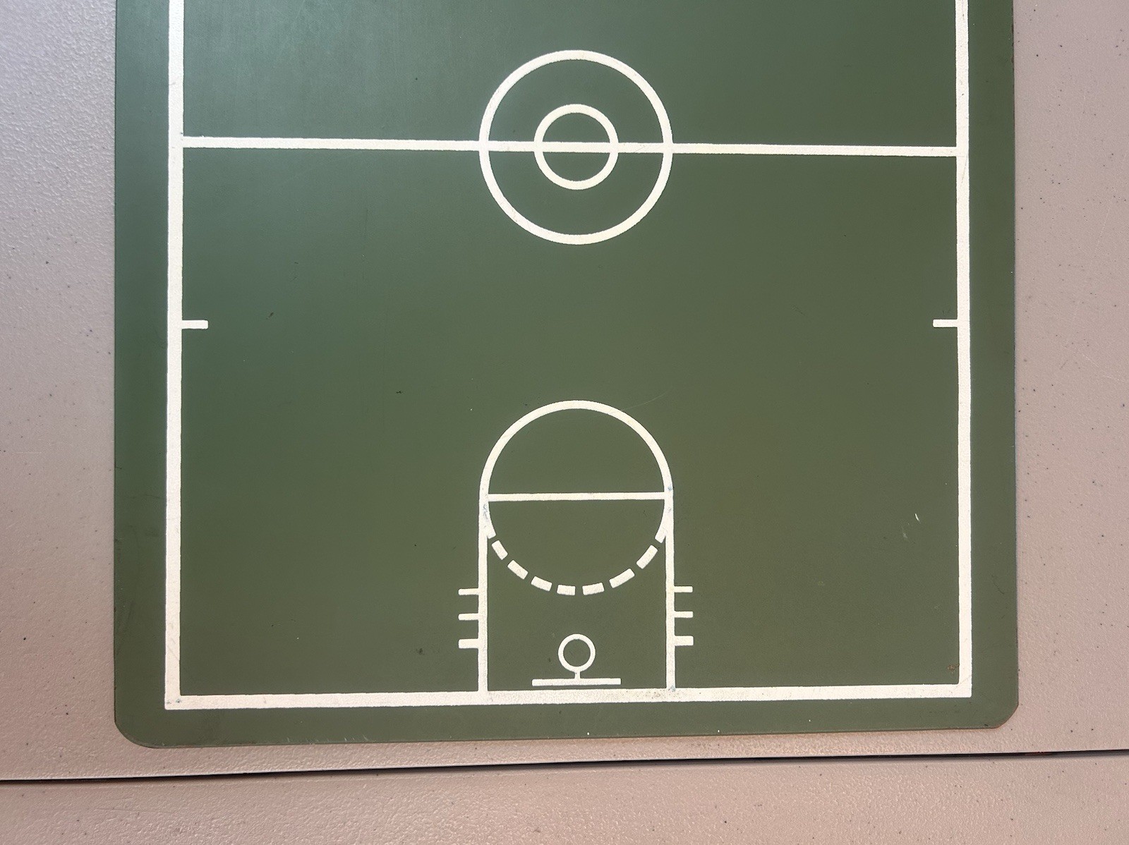 Vintage Retro 18”x12” Korney Board Aids Basketball Chalk Clipboard Play Board