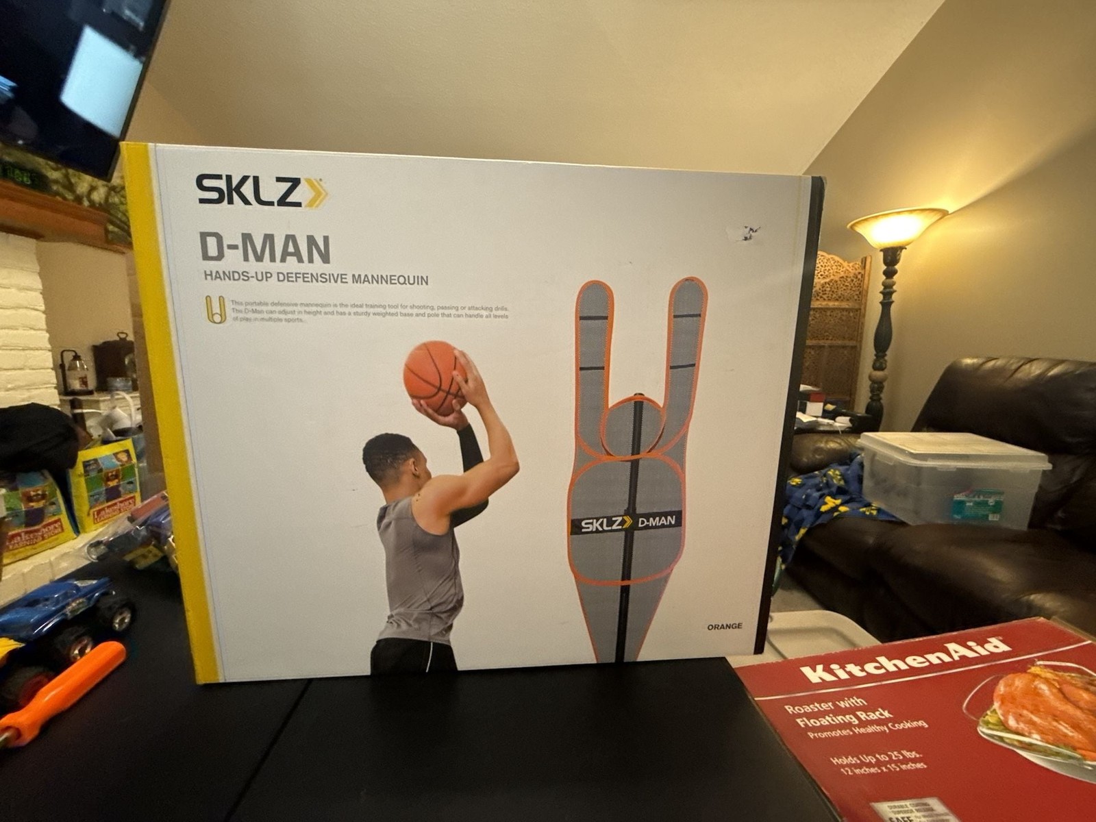 SKLZ D-MAN Hands-Up Defensive Mannequin Basketball Training Aid