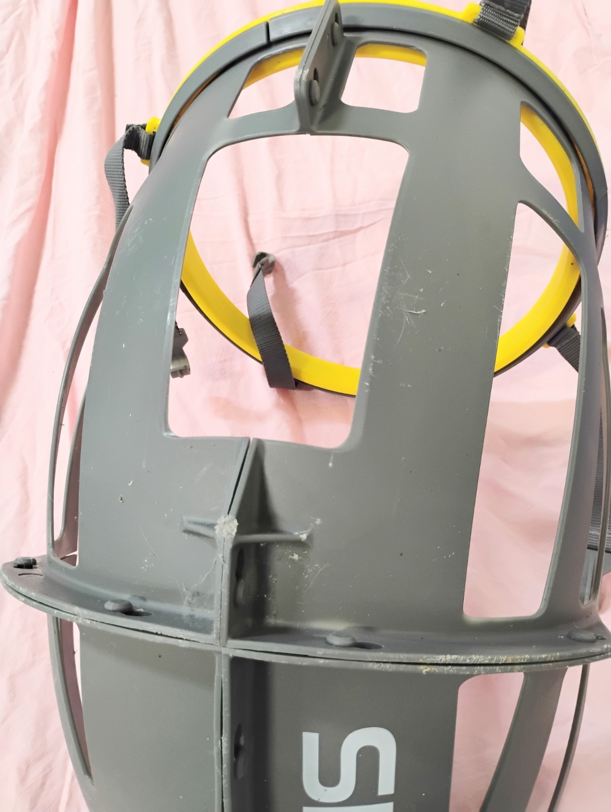 SKLZ Basketball Kick Out 360 Degree Ball Return System Rim Attachable Training