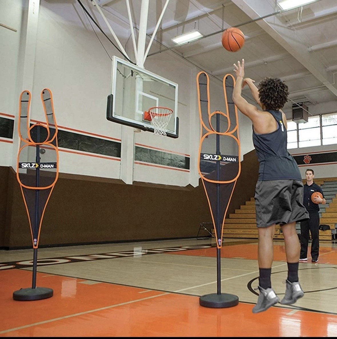SKLZ D-Man Defensive Basketball Trainer – Black