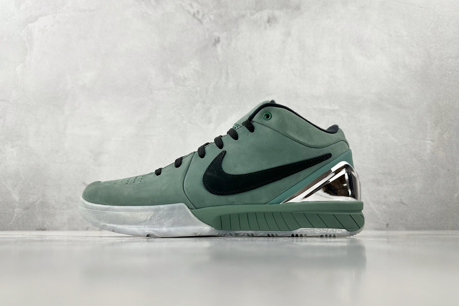 New NK Zoom Kobe 4 PROTRO “GIRL DAD”FQ3545-300 Mens Athletic Shoes Authentic