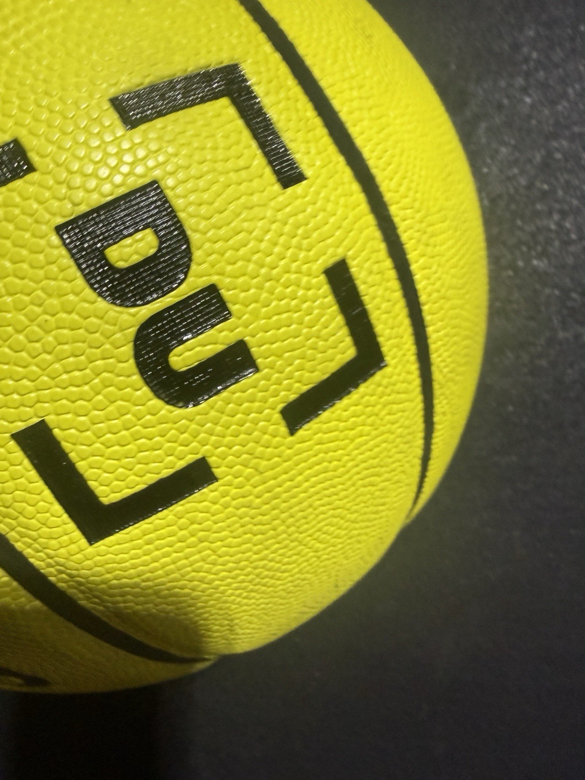 DRIBBLE UP Dribbleup SMART BASKETBALL 28.5 Junior Size Indoor Outdoor Pre-owned