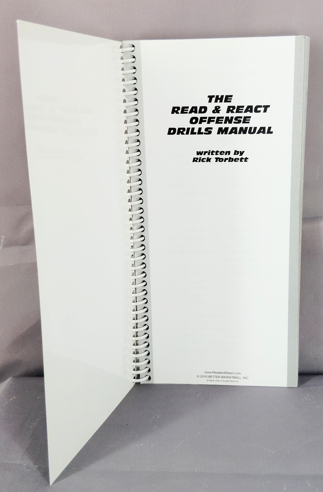 Rick Torbett Read & React Offense Drills Manual Basketball Coaching Spiral 2010