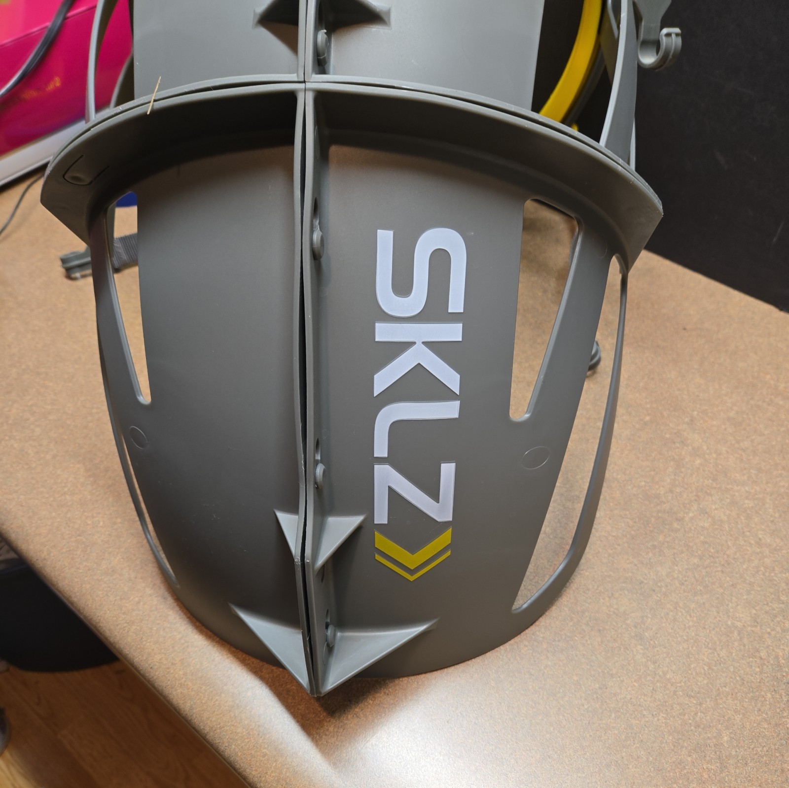 SKLZ Basketball Kick-Out 360 Degree Ball Return System Sports Practice Equipment
