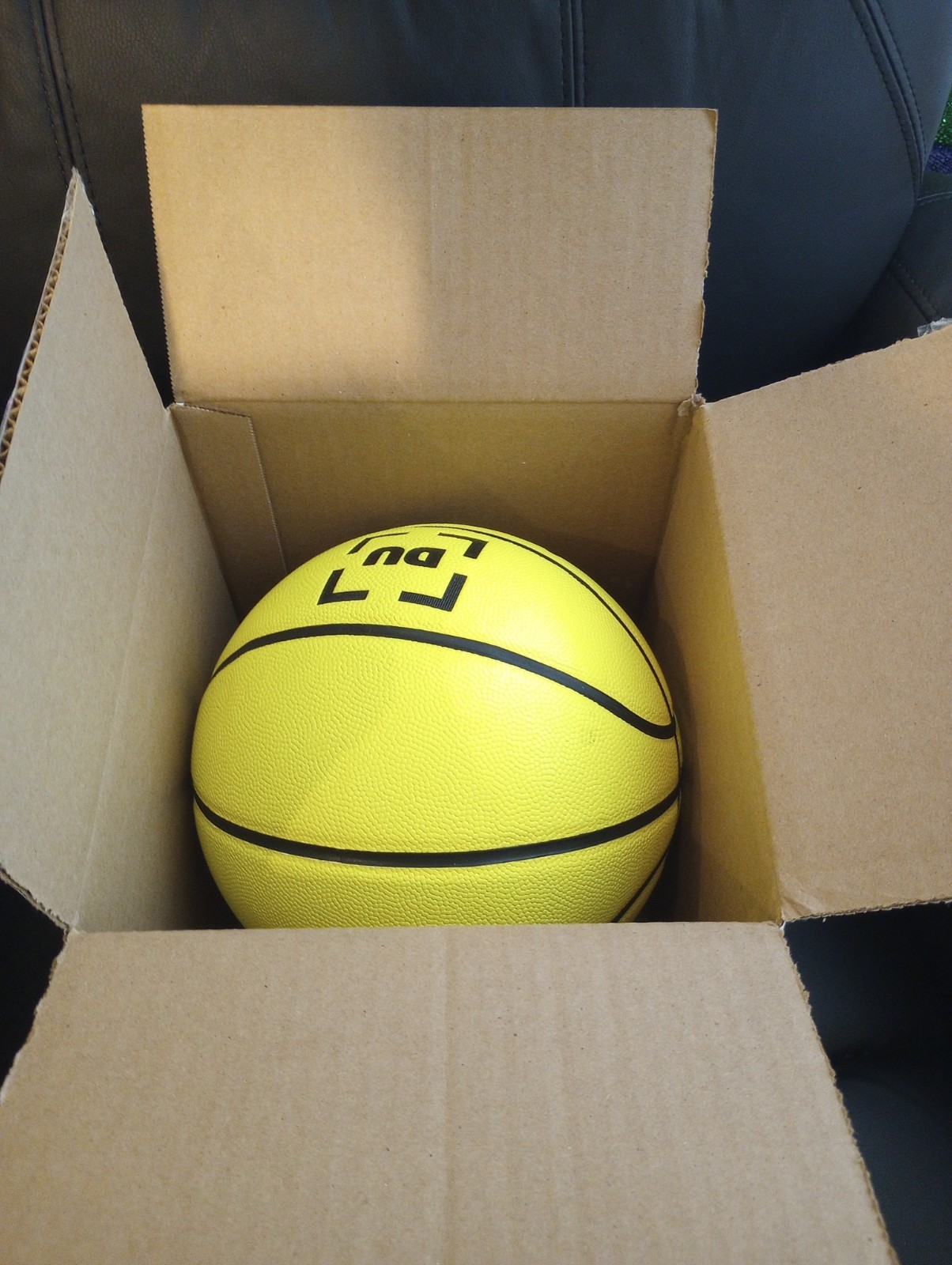 DRIBBLE UP SMART INTERACTIVE BASKETBALL OFFICIAL SIZE INDOOR/OUTDOOR 29.5 NIB