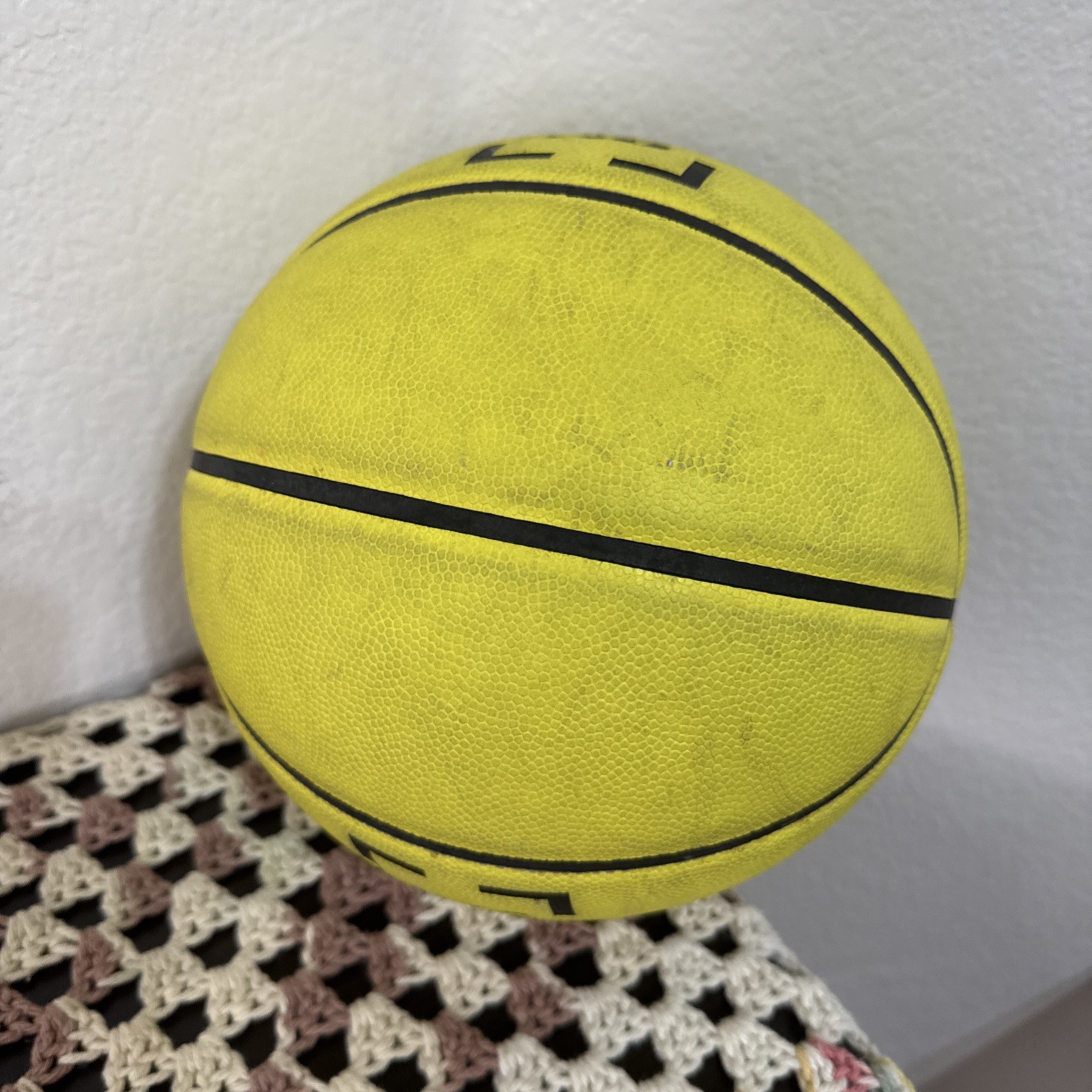 Dribble Up ‘DU’ Smart Basketball 28.5″ For Indoor Or Outdoor